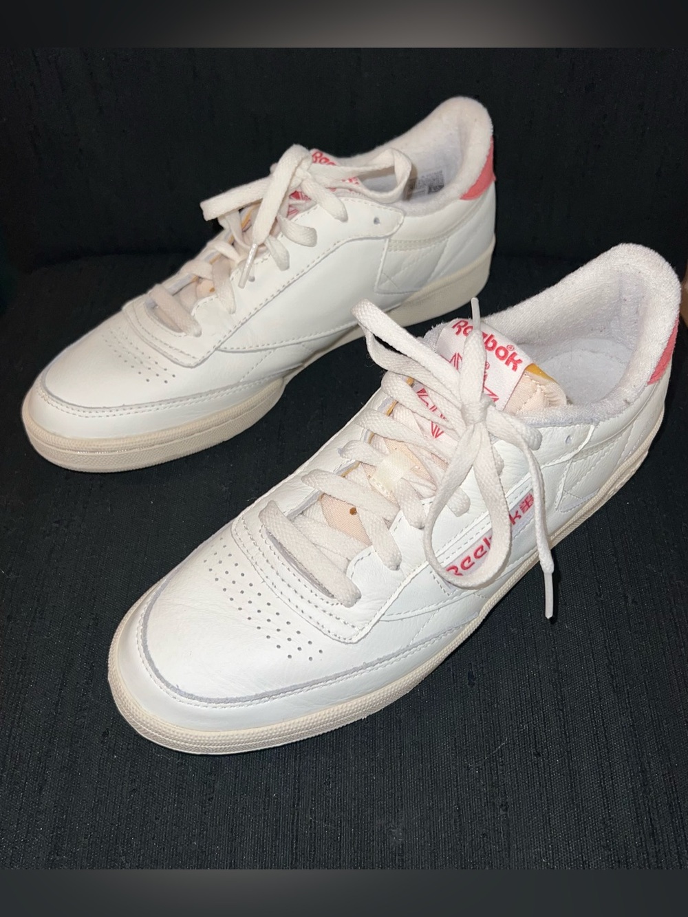 Vintage Reebok Women's White Sneakers Chalk Vector Red Alabaster